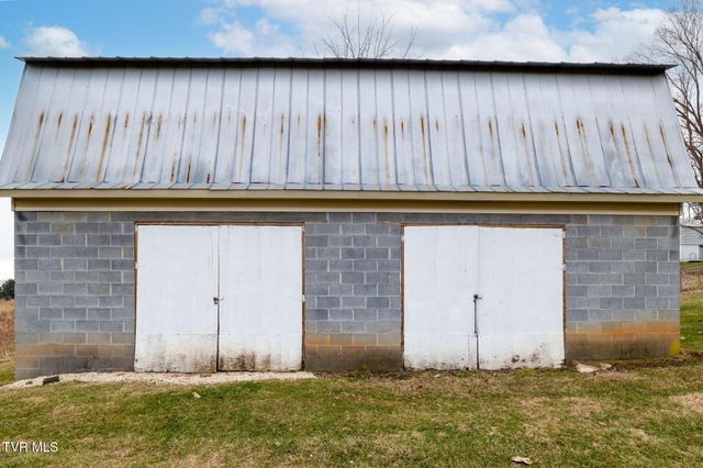 826 Southwest Mosby Street, Abingdon, VA 24210