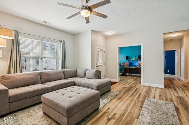 1195 Ganton Drive, Avon, IN 46123