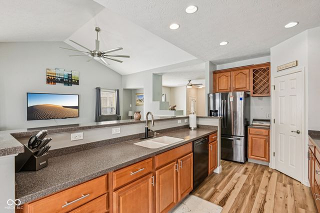 1195 Ganton Drive, Avon, IN 46123