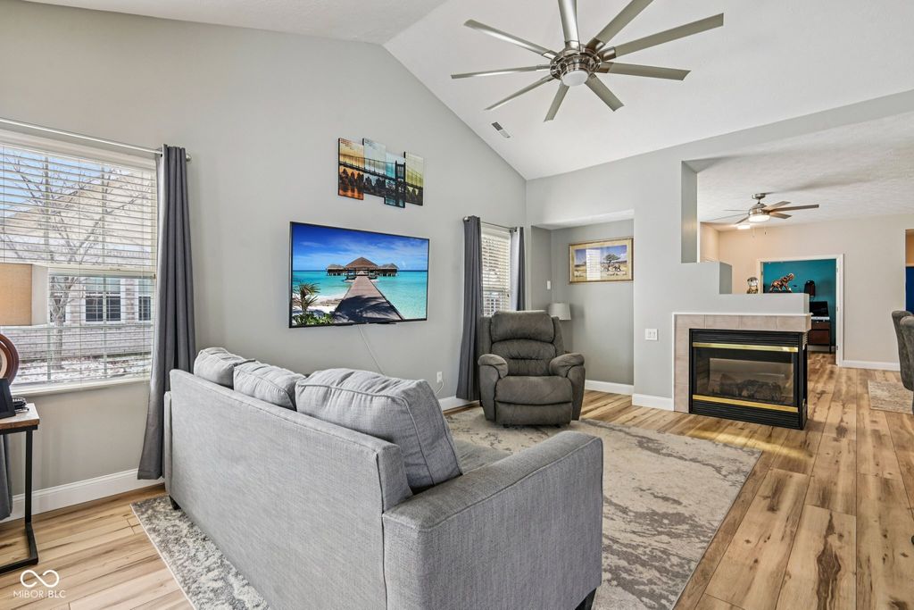 1195 Ganton Drive, Avon, IN 46123