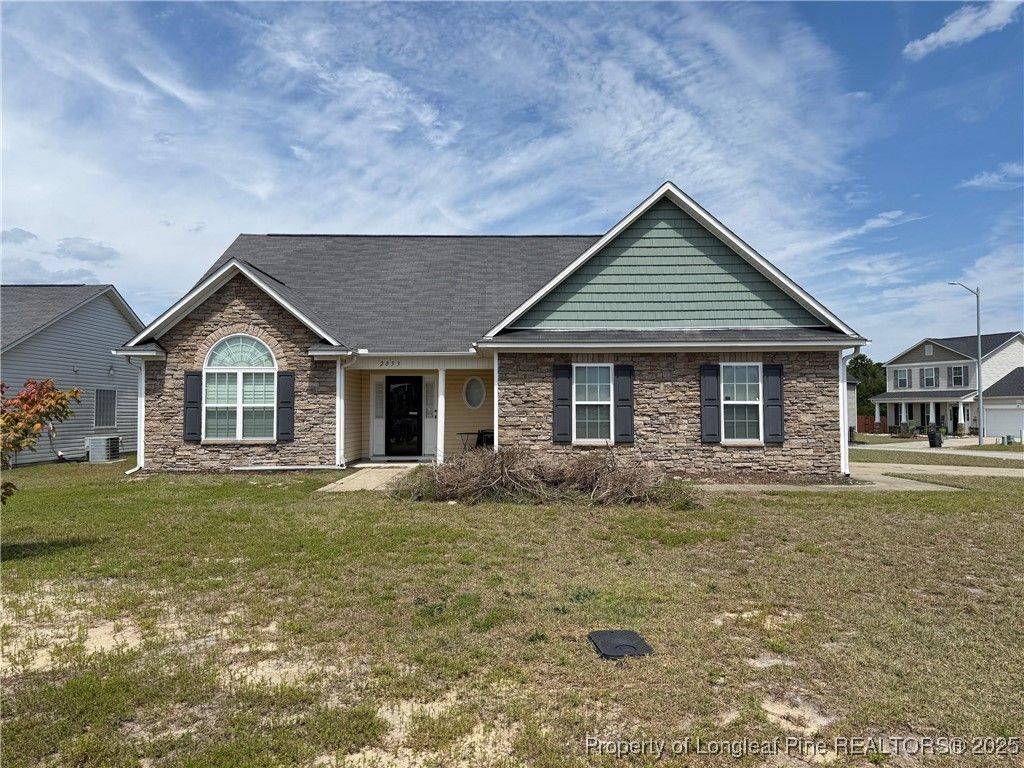 2053 Gray Goose Loop, Fayetteville, NC 28306