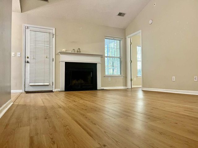 524 Beverly Drive, Summerville, SC 29485