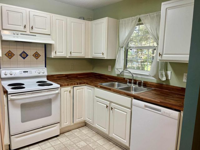 524 Beverly Drive, Summerville, SC 29485