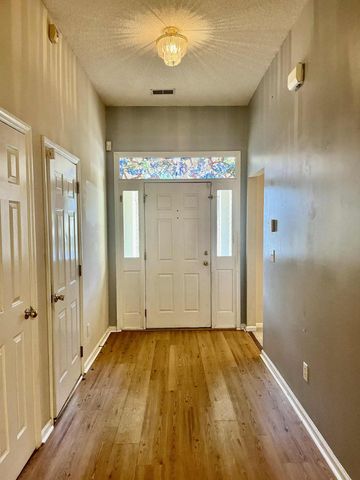524 Beverly Drive, Summerville, SC 29485