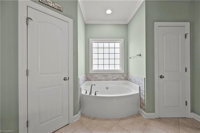 1249 Meadow Chase Drive, Lewisville, NC 27023