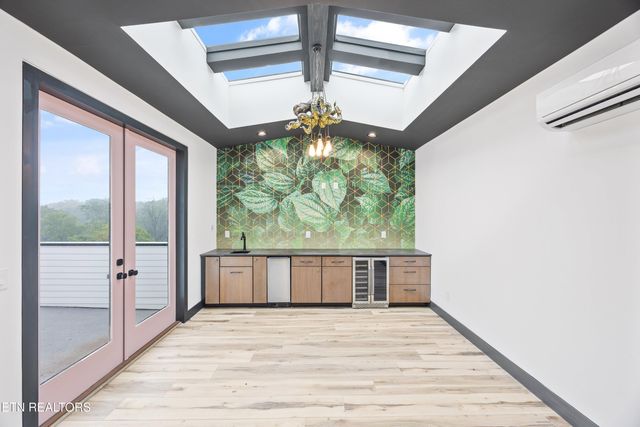 210 Granite Drive Drive, Sevierville, TN 37876