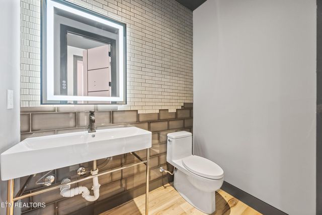 210 Granite Drive Drive, Sevierville, TN 37876