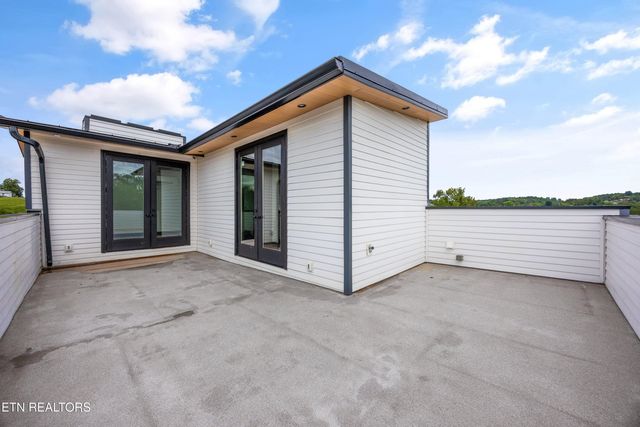 210 Granite Drive Drive, Sevierville, TN 37876