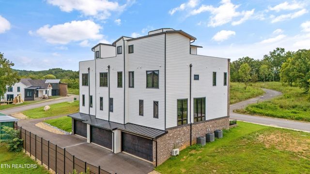 210 Granite Drive Drive, Sevierville, TN 37876