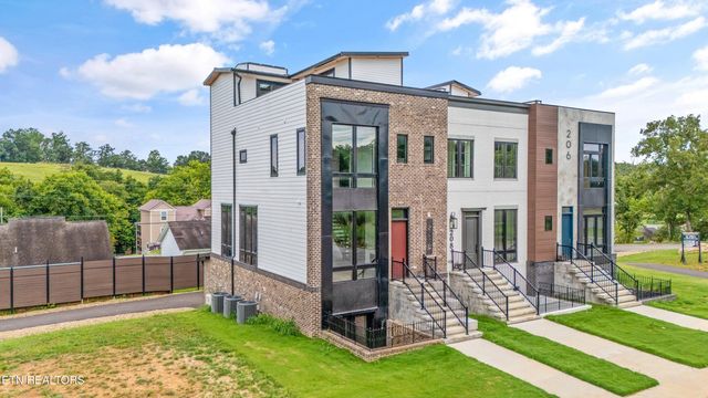 210 Granite Drive Drive, Sevierville, TN 37876