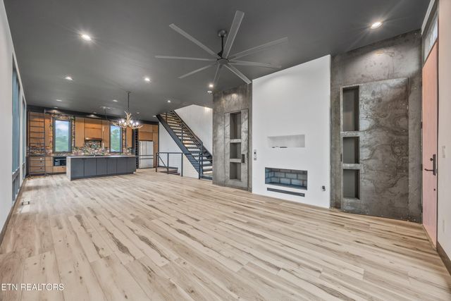 210 Granite Drive Drive, Sevierville, TN 37876