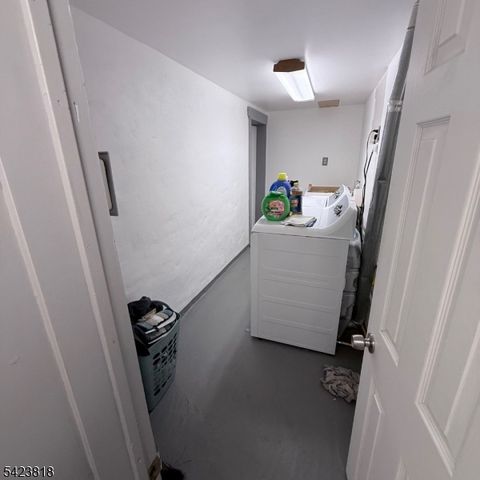 654 N 5Th St, Newark City, NJ 07107