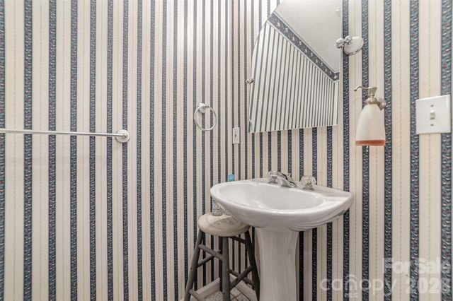 7430 Forney Hill Road, Denver, NC 28037