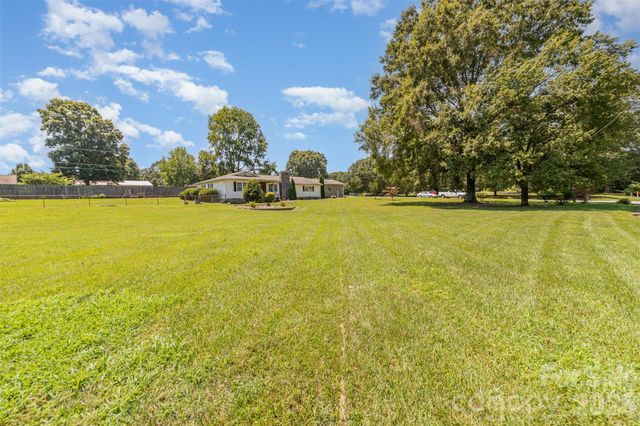 7430 Forney Hill Road, Denver, NC 28037