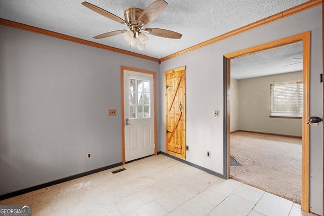 1095 Erwin Hill Church Road SE, Calhoun, GA 30701