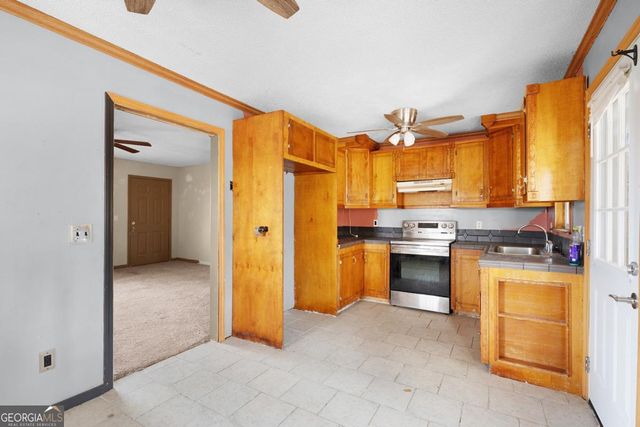 1095 Erwin Hill Church Road SE, Calhoun, GA 30701