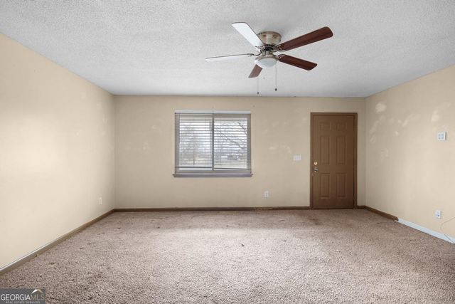 1095 Erwin Hill Church Road SE, Calhoun, GA 30701