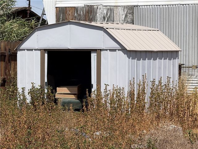 18296 Claymine, Edwards, CA 93523