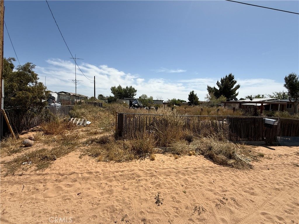 18296 Claymine, Edwards, CA 93523