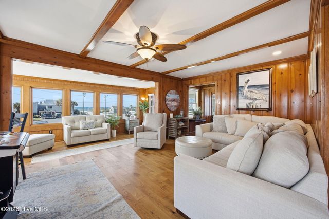 202 W Atlantic Boulevard, Atlantic Beach, NC 28512