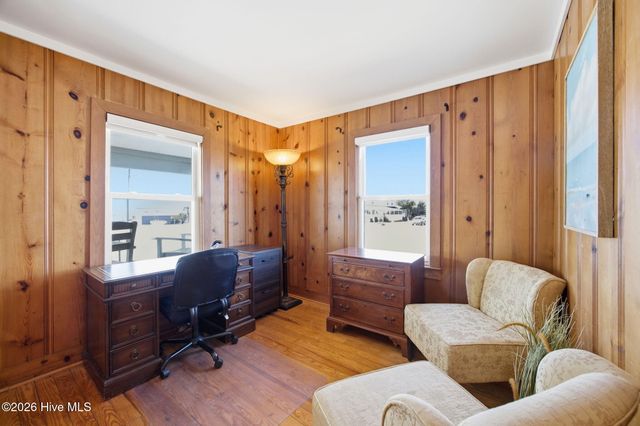 202 W Atlantic Boulevard, Atlantic Beach, NC 28512