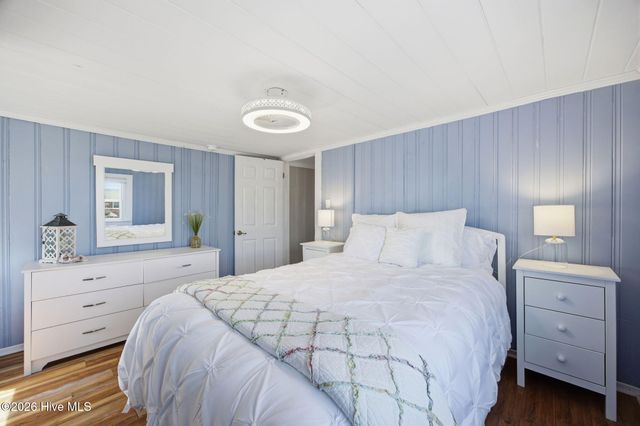 202 W Atlantic Boulevard, Atlantic Beach, NC 28512