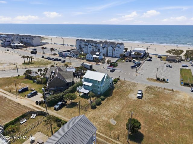 202 W Atlantic Boulevard, Atlantic Beach, NC 28512