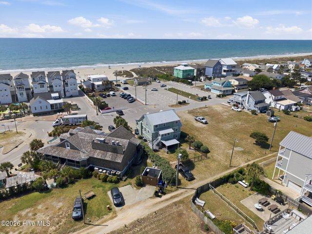 202 W Atlantic Boulevard, Atlantic Beach, NC 28512