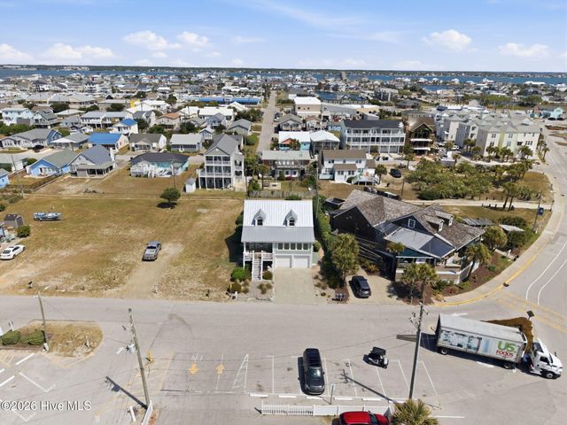 202 W Atlantic Boulevard, Atlantic Beach, NC 28512