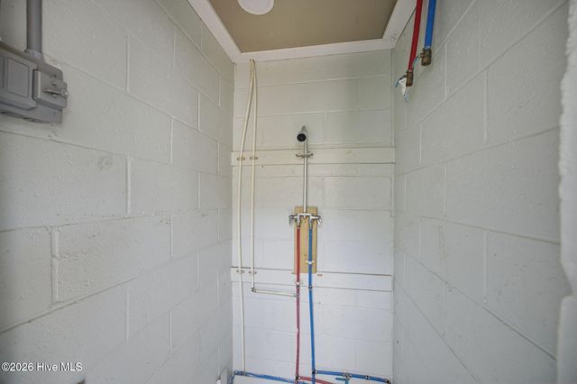 202 W Atlantic Boulevard, Atlantic Beach, NC 28512