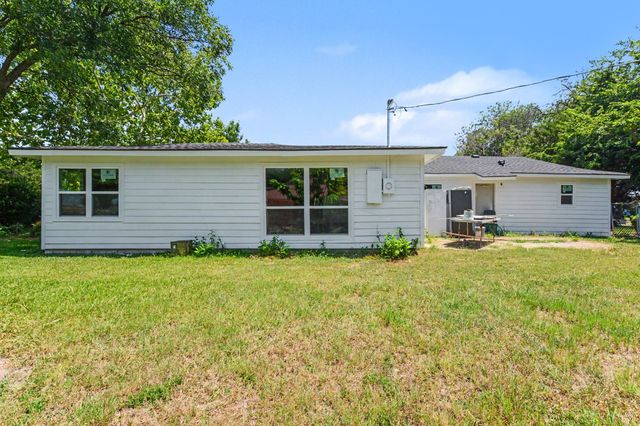 3623 Castle Hills Drive, Dallas, TX 75241