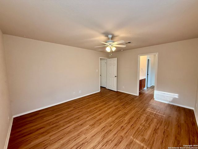 558 Briggs, New Braunfels, TX 78130