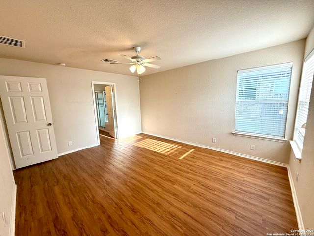 558 Briggs, New Braunfels, TX 78130