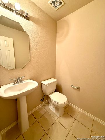 558 Briggs, New Braunfels, TX 78130