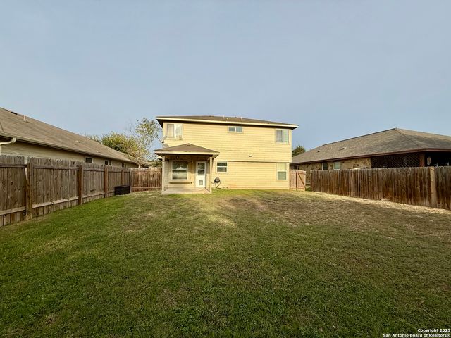 558 Briggs, New Braunfels, TX 78130