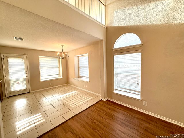 558 Briggs, New Braunfels, TX 78130