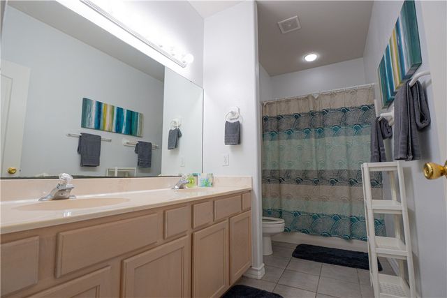 15110 Leeward Dr 103, Corpus Christi, TX 78418
