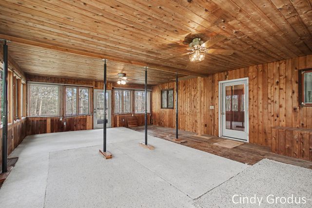 2903 106th Avenue, Trowbridge Twp, MI 49010