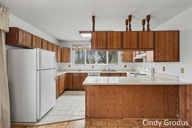 2903 106th Avenue, Trowbridge Twp, MI 49010