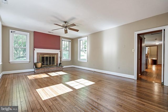 17409 QUEEN ANNE RD, Upper Marlboro, MD 20774