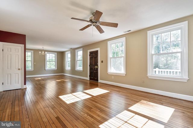 17409 QUEEN ANNE RD, Upper Marlboro, MD 20774