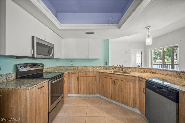 2651 Citrus Lake DR D203, Naples, FL 34109