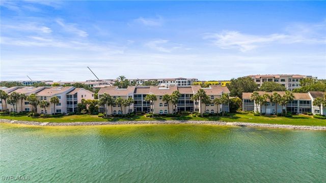 2651 Citrus Lake DR D203, Naples, FL 34109