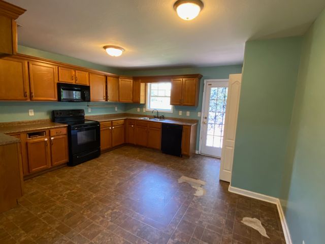 259 Shiloh Rd, Clarksville, TN 37042