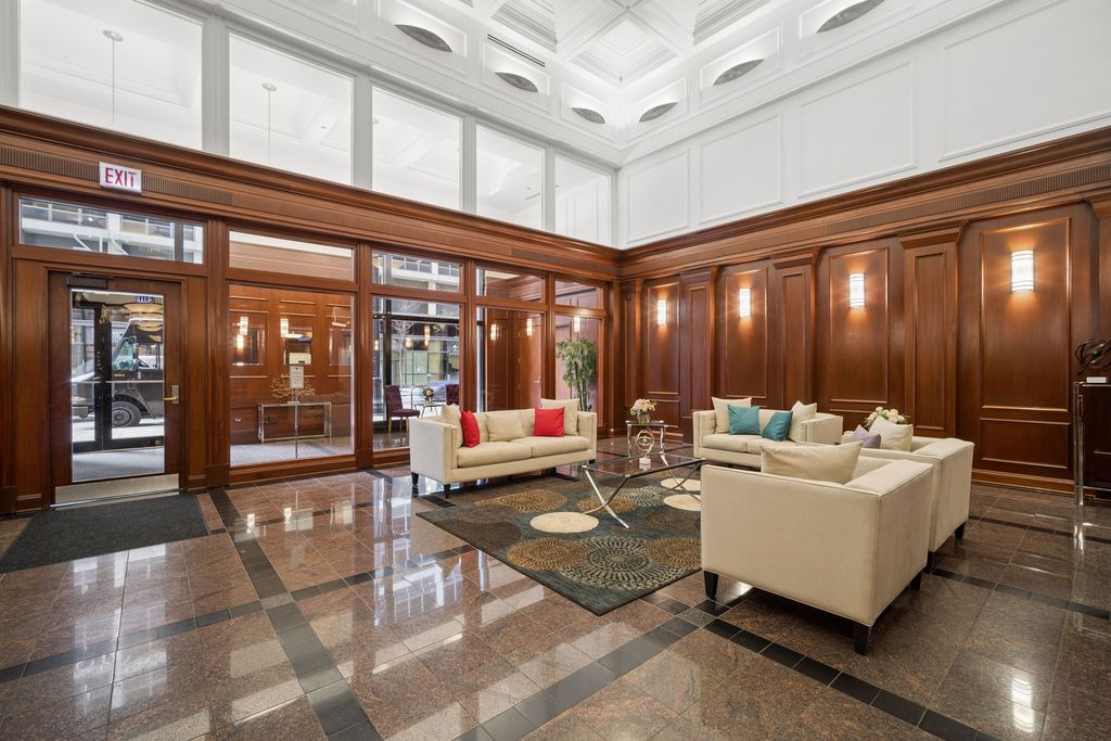 212 W Washington Street 1504, Chicago, IL 60606 — photo 3