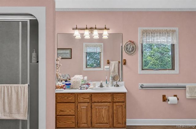 1817 S Baldwin Road, Oxford, MI 48371