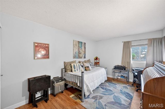 1465 Heritage Landing 102, St Charles, MO 63303