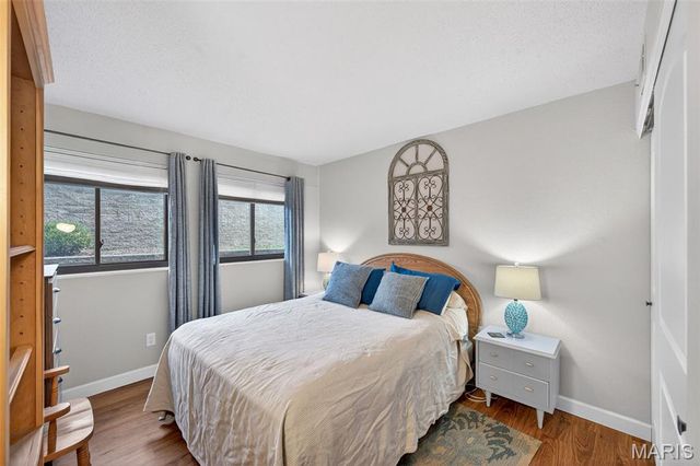 1465 Heritage Landing 102, St Charles, MO 63303