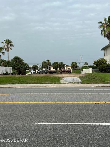 2816 S Atlantic Avenue, Daytona Beach, FL 32118