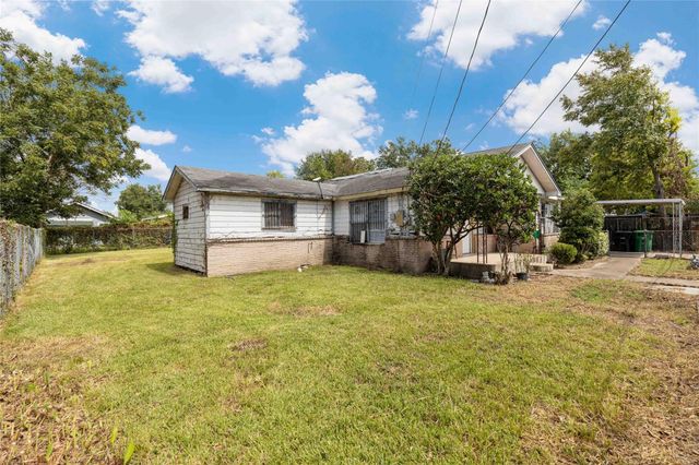 7225 Gonzales Street, Houston, TX 77020